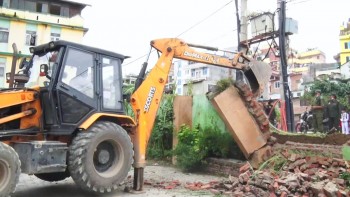 डोजरको ठक्करबाट ९२ वर्षीय बृद्धको मृत्यु