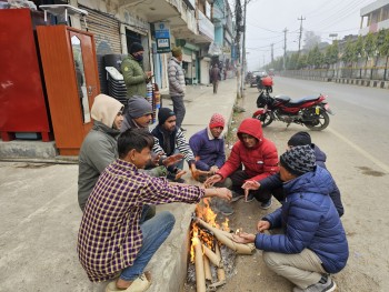 निरन्तर बढेको जाडोले पूर्वी तराईकाे जनजीवन प्रभावित